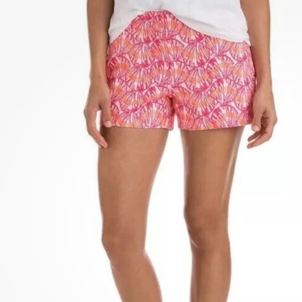 Vineyard Vines | EUC - Bright Shell Print Everyday Shorts - Size 6 - Pink/Orange